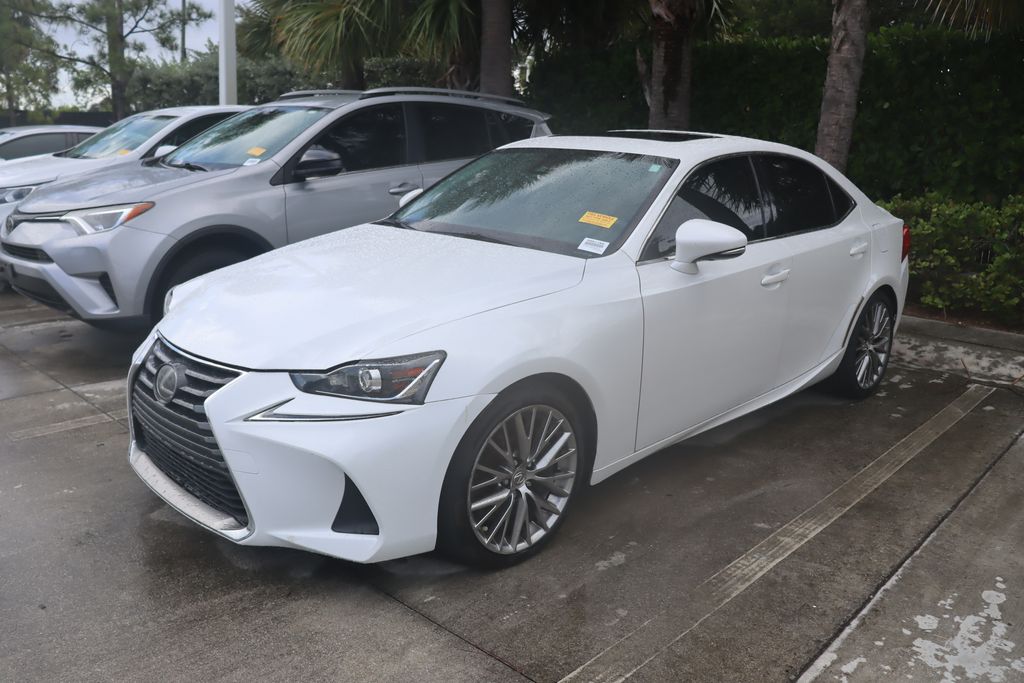 Thumbnail: 2017 Lexus IS - 1