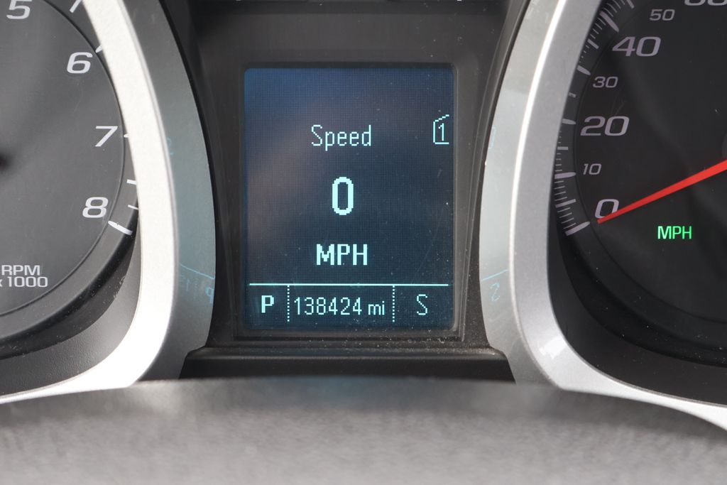 Thumbnail: 2012 Chevrolet Equinox - 14