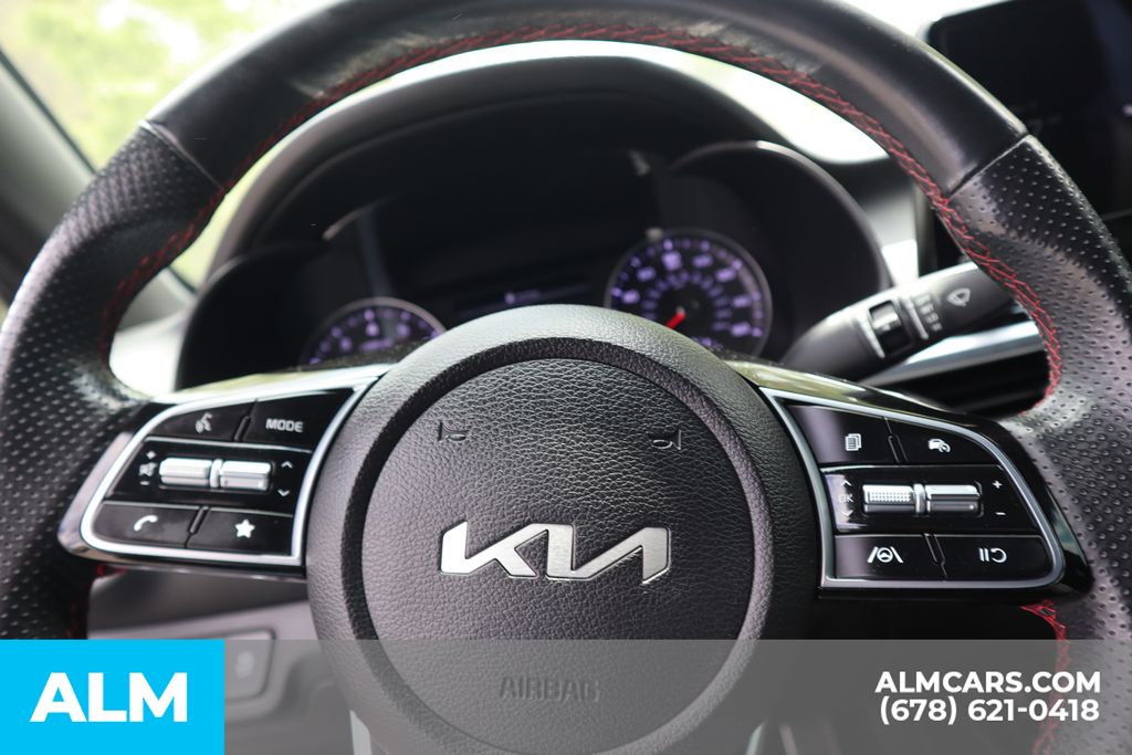 Used 2023 Black Kia GT image 25