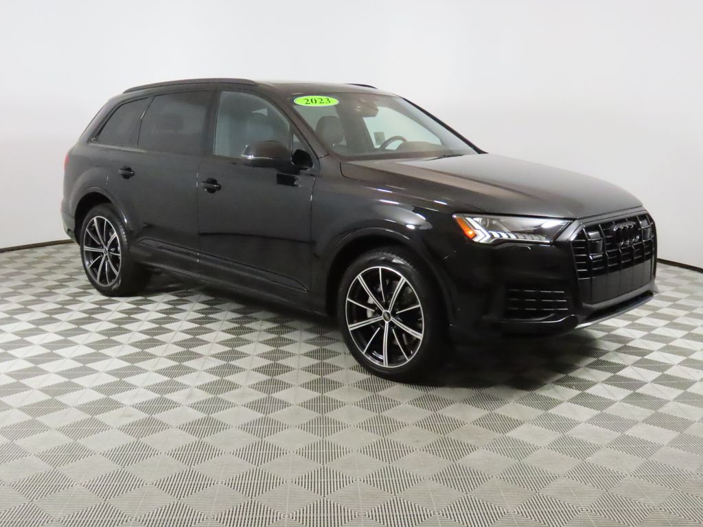 Thumbnail: 2023 Audi Q7 - 7