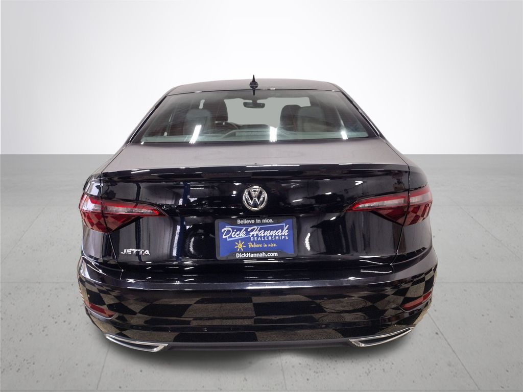 2021 Volkswagen Jetta R-Line