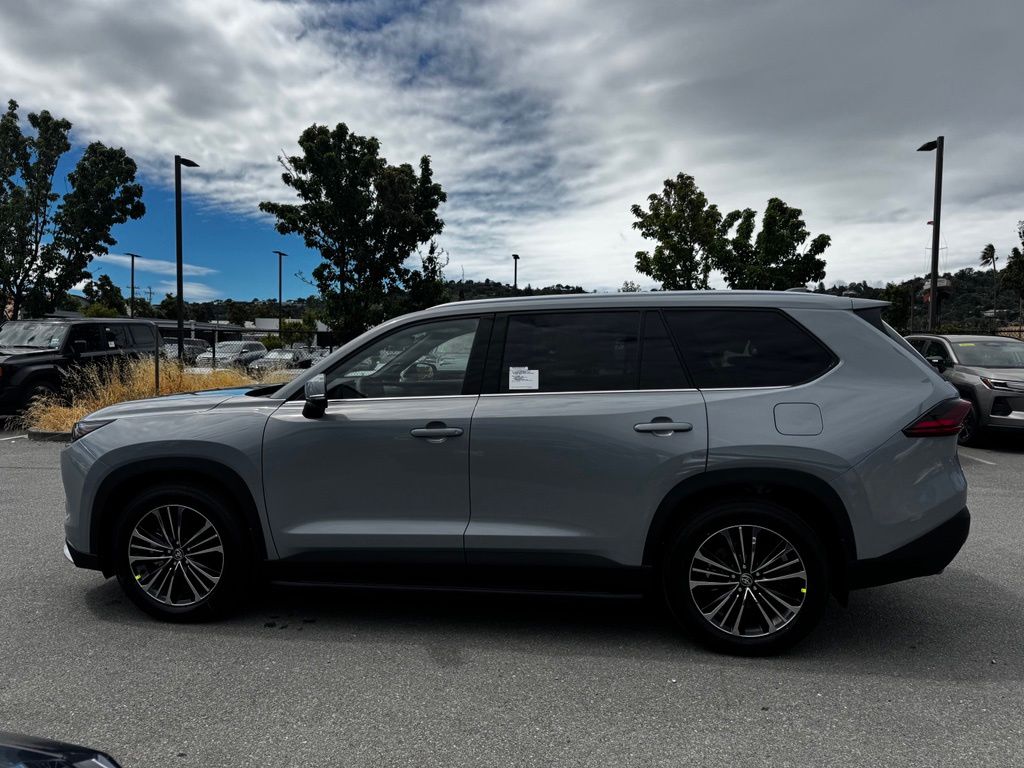 New 2026 Toyota Grand Highlander Hybrid SUV