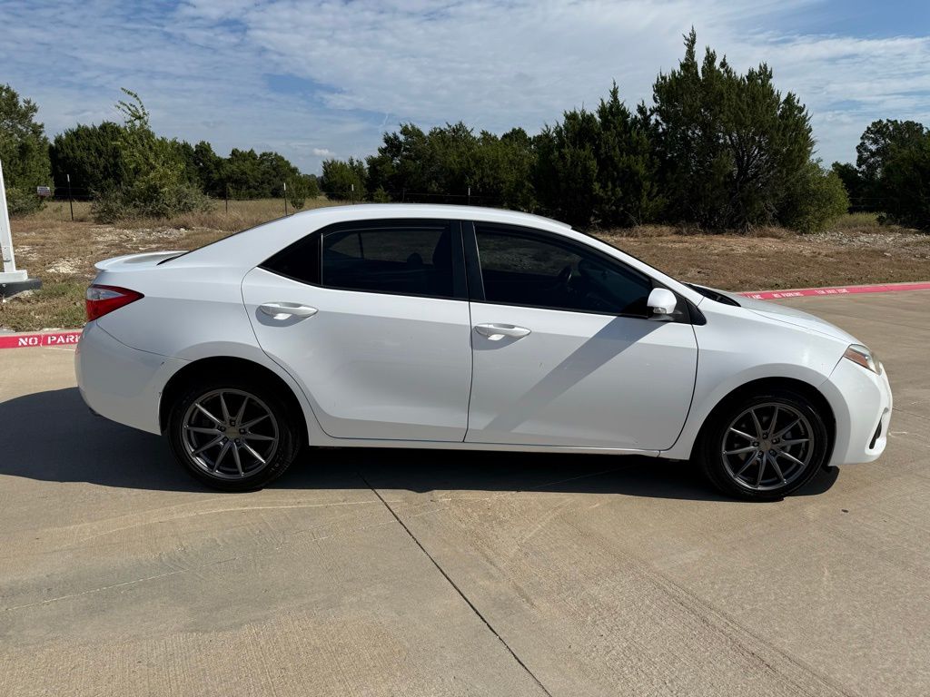 Thumbnail: 2014 Toyota Corolla - 4