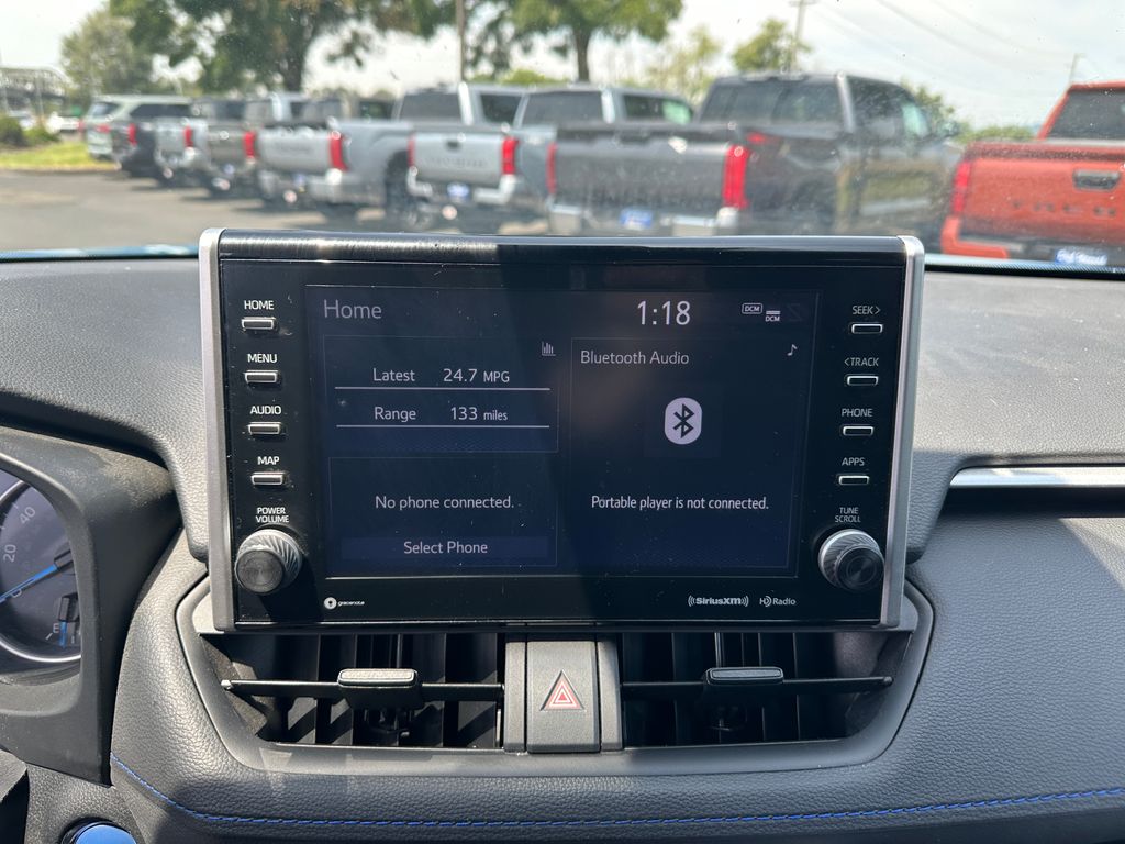 2022 Toyota RAV4 Hybrid SE