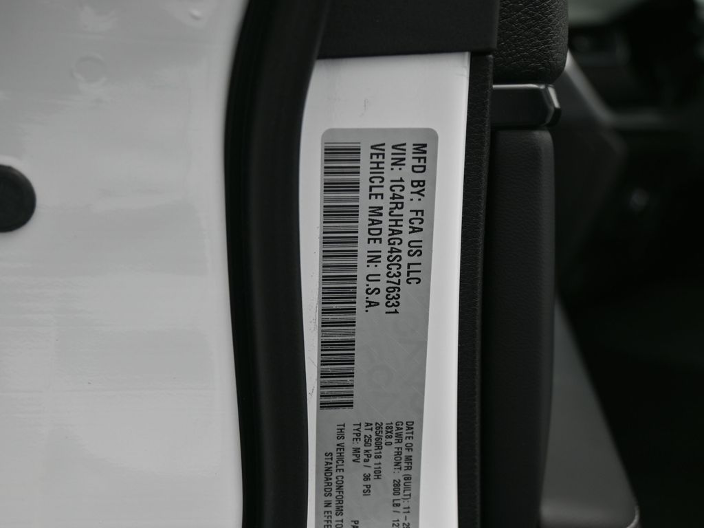 Used 2025 Bright White Clearcoat Jeep Altitude X image 18