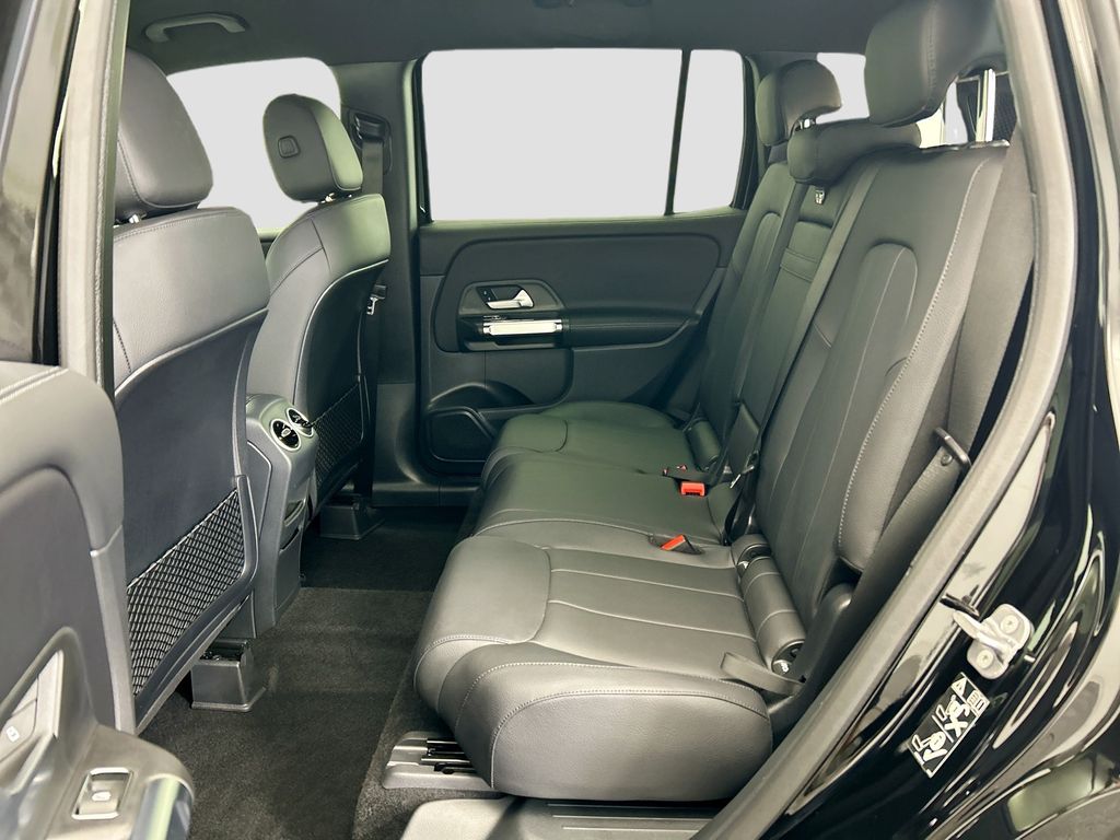 Thumbnail: 2025 Mercedes-Benz GLB - 19