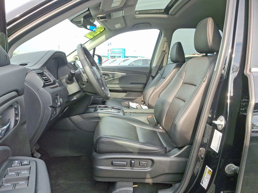 Thumbnail: 2021 Honda Ridgeline - 14