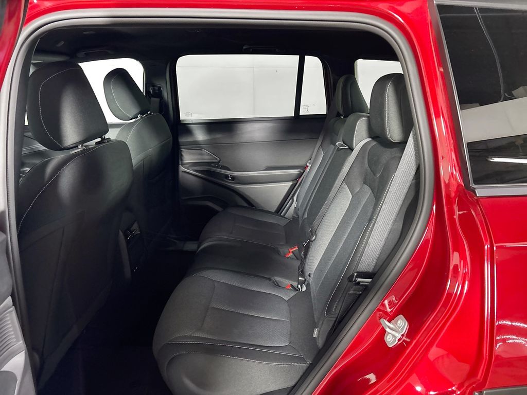 2026 Jeep Cherokee Laredo