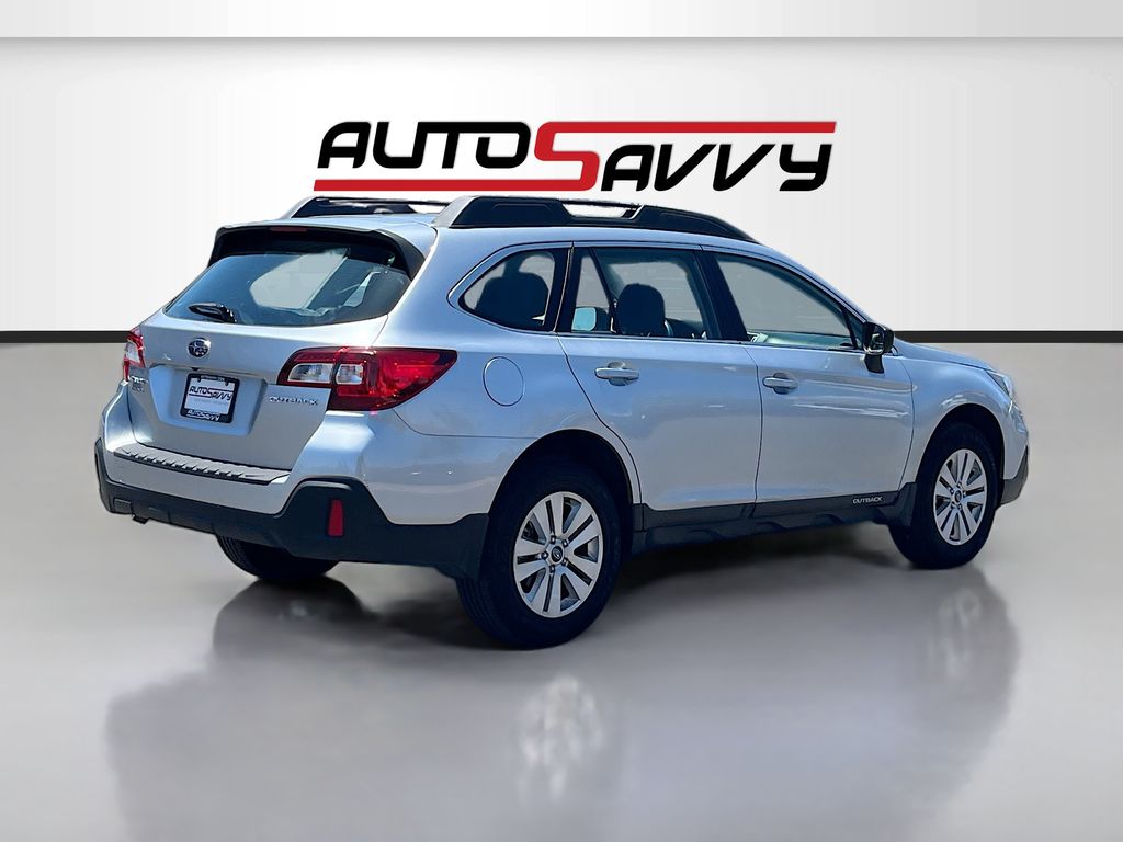 Used 2019 Silver Subaru 2.5i image 7