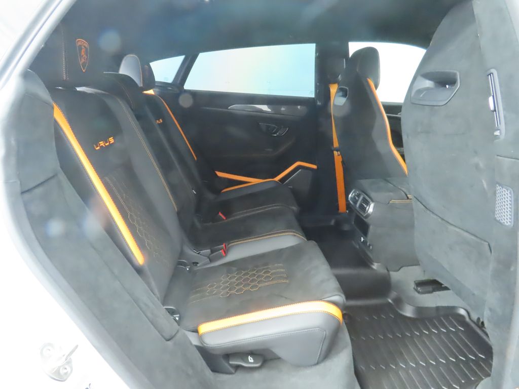 Thumbnail: 2024 Lamborghini Urus - 23