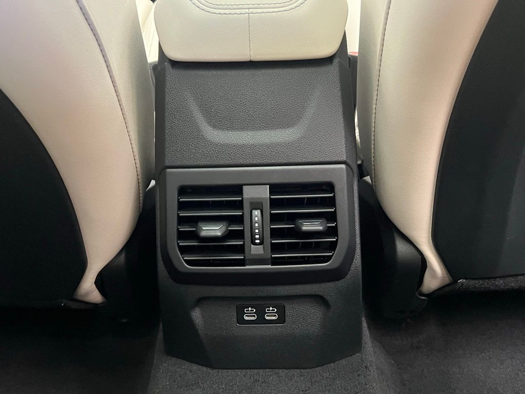 Thumbnail: 2026 BMW 2 Series - 9