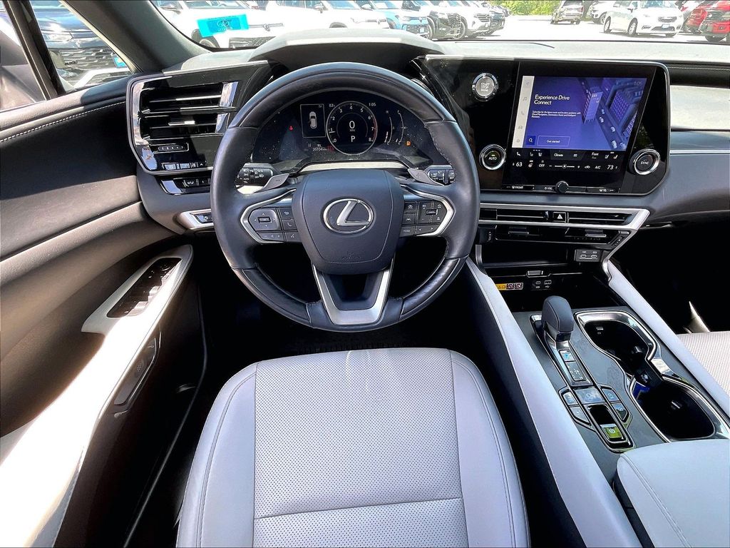 2024 Lexus RX — photo 16