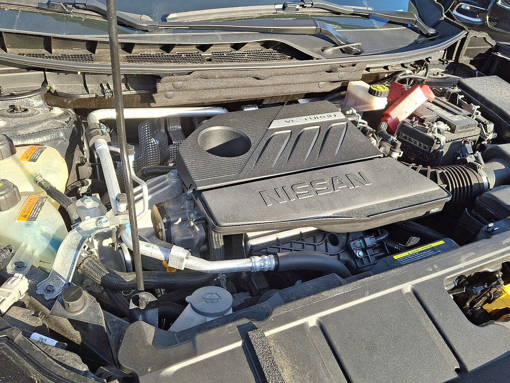 Thumbnail: 2022 Nissan Rogue - 28