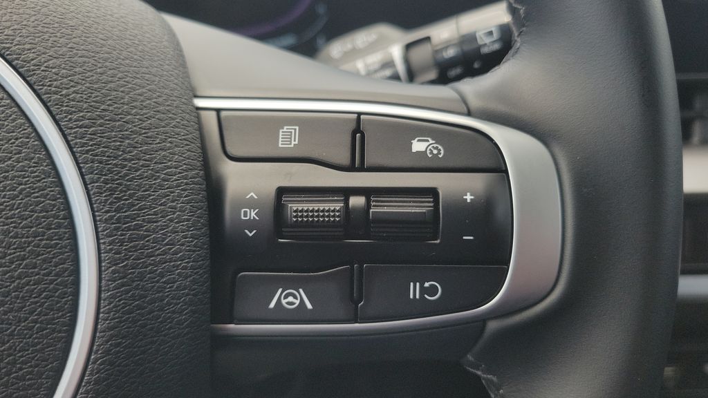 Used 2025 Blue Kia EX image 29