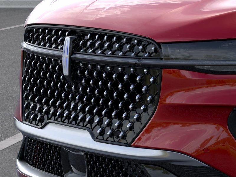 New 2026 Red Lincoln Reserve image 17