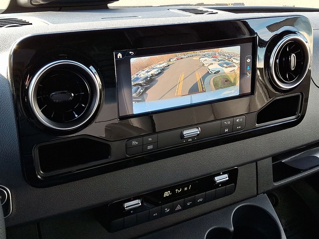 Thumbnail: 2026 Mercedes-Benz Sprinter - 11