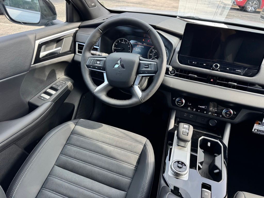 New 2026 Mitsubishi Outlander SUV