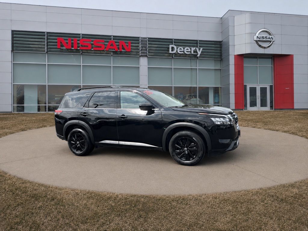 2025 Nissan Pathfinder SV 4WD