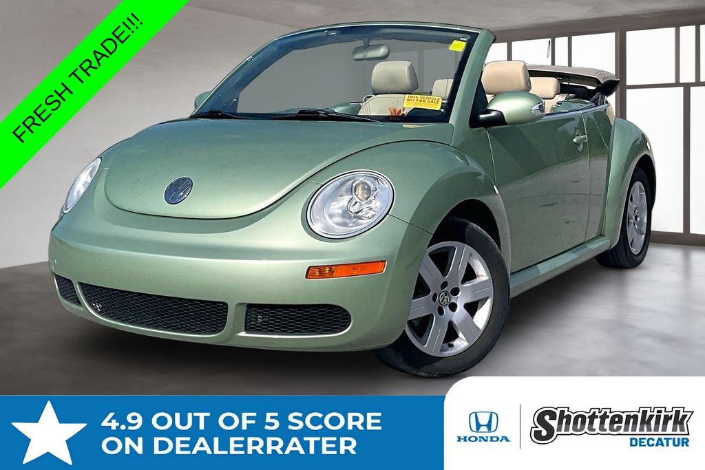 Gecko Green/Cream Roof 2007 Volkswagen Beetle 2.5L Convertible Convertible Front-Wheel Drive 6-Speed Automatic