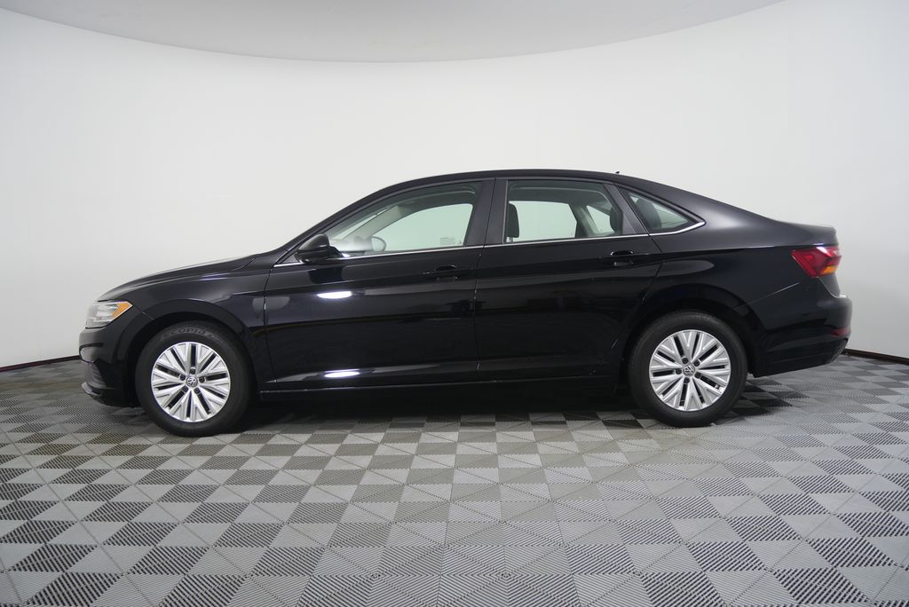 Thumbnail: 2019 Volkswagen Jetta - 6