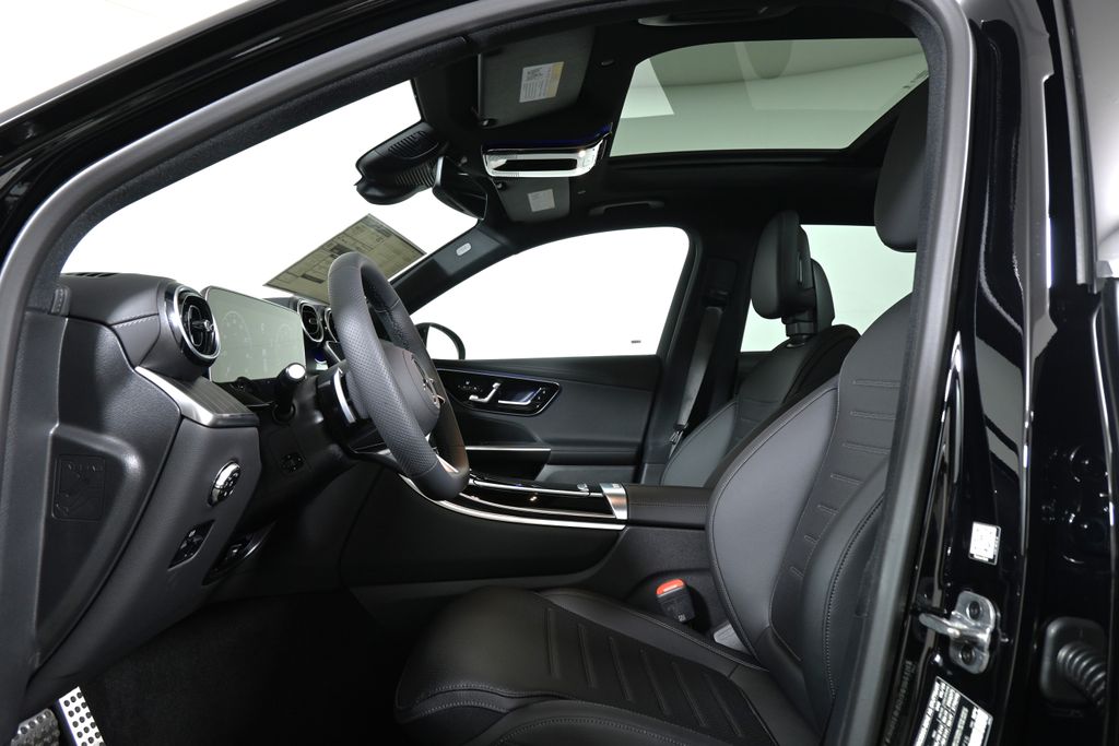 Thumbnail: 2026 Mercedes-Benz GLC - 3