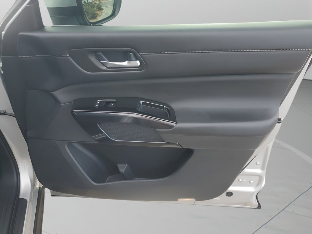 Used Car 2022 Nissan Pathfinder  Sv For Sale Under $25,000 In Austin, Texas