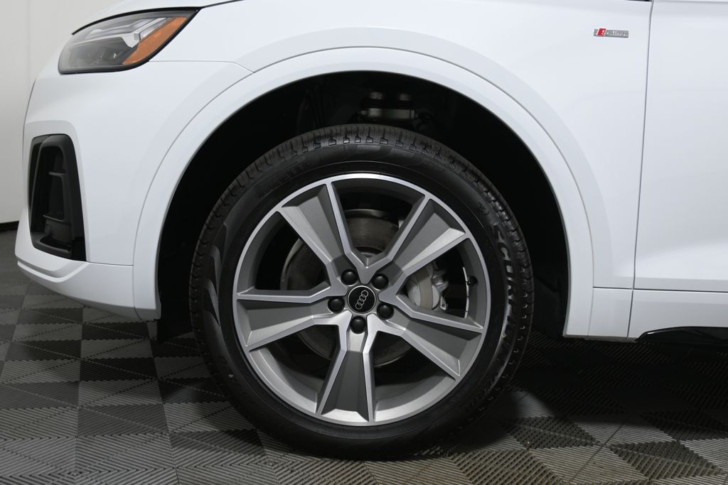 2025 Audi Q5  10