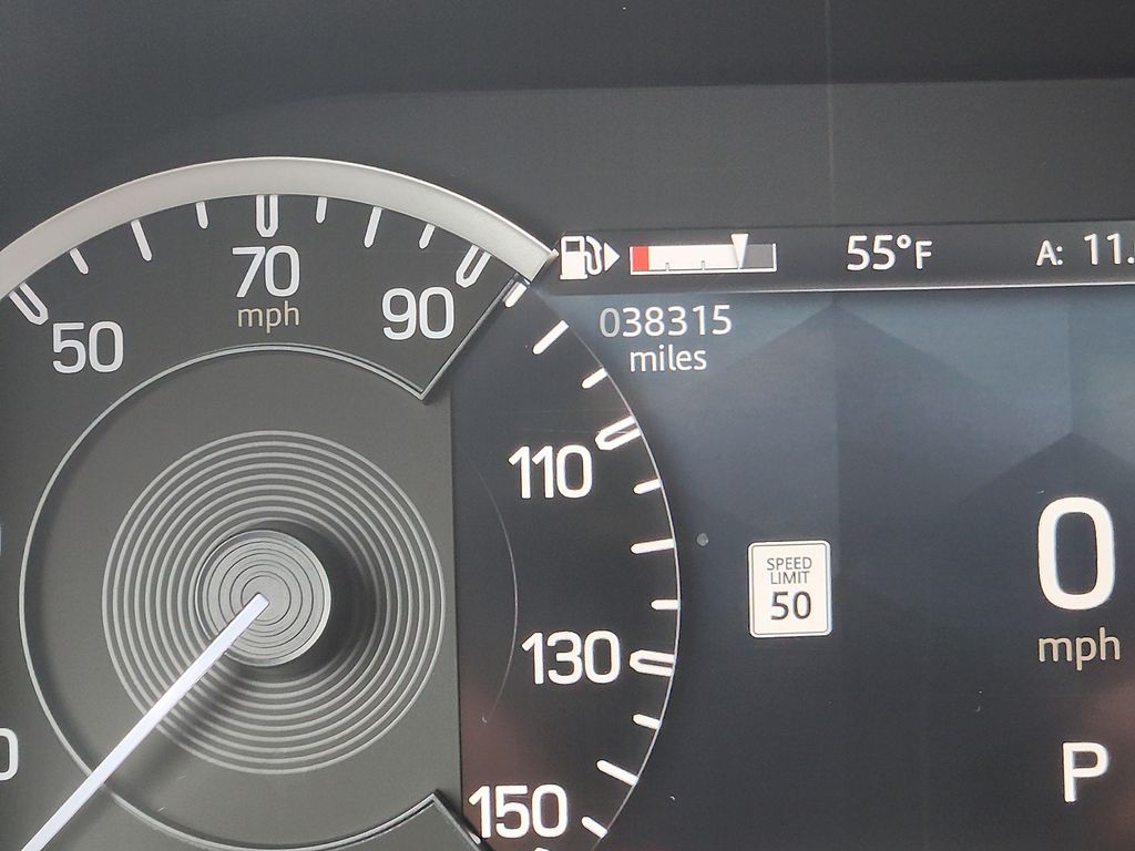 Thumbnail: 2023 Land Rover Defender - 21