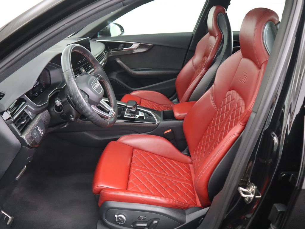 Thumbnail: 2021 Audi S4 - 20