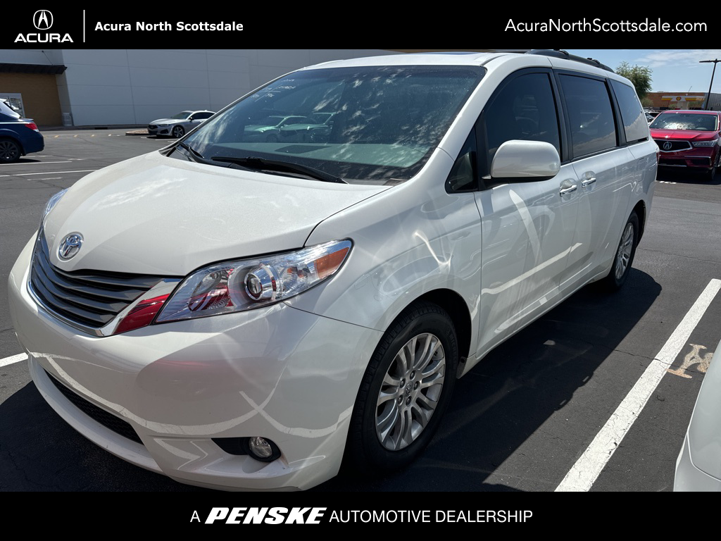 2017 Toyota Sienna XLE -
                Phoenix, AZ