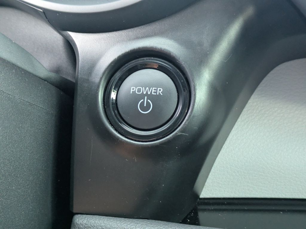 Used 2025 Toyota Sienna Van
