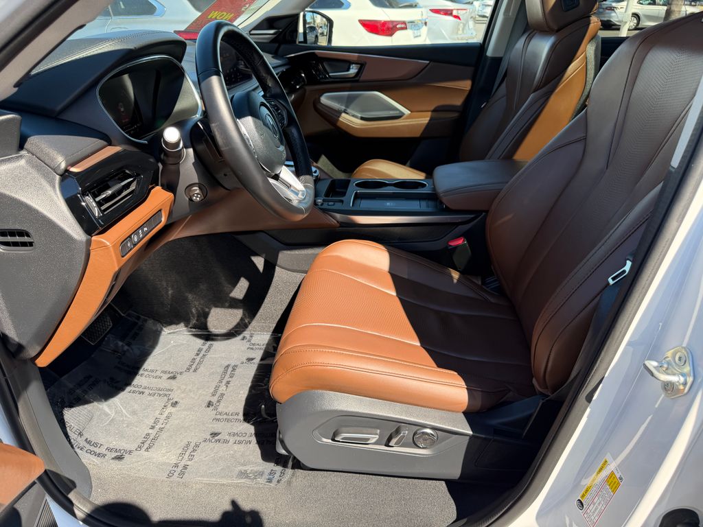 Thumbnail: 2025 Acura MDX - 14