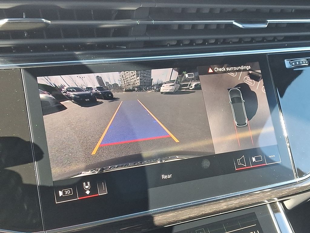 Thumbnail: 2026 Audi Q7 - 15