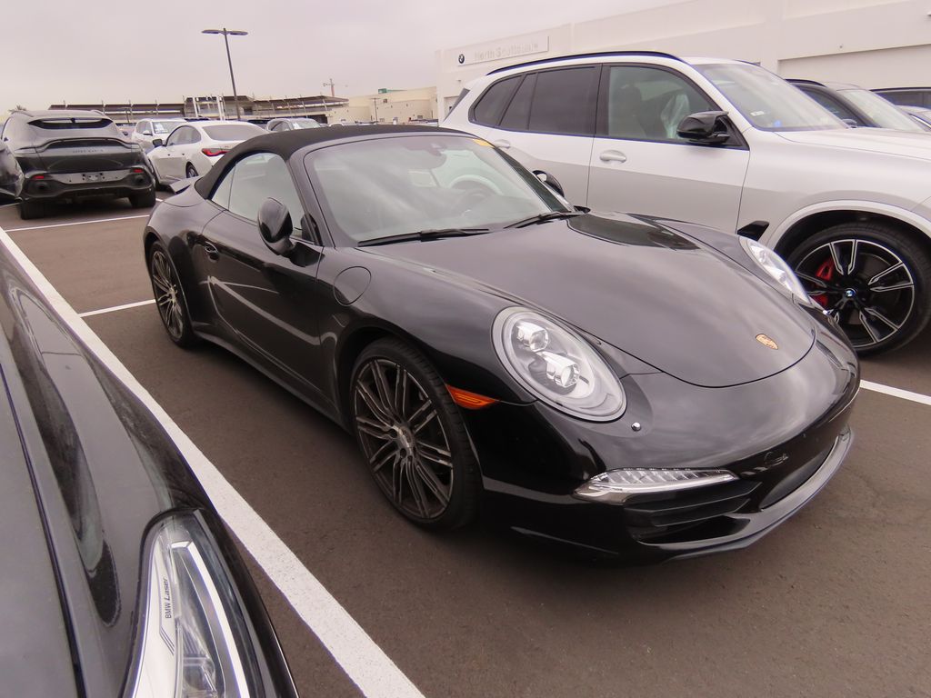 Thumbnail: 2016 Porsche 911 - 2