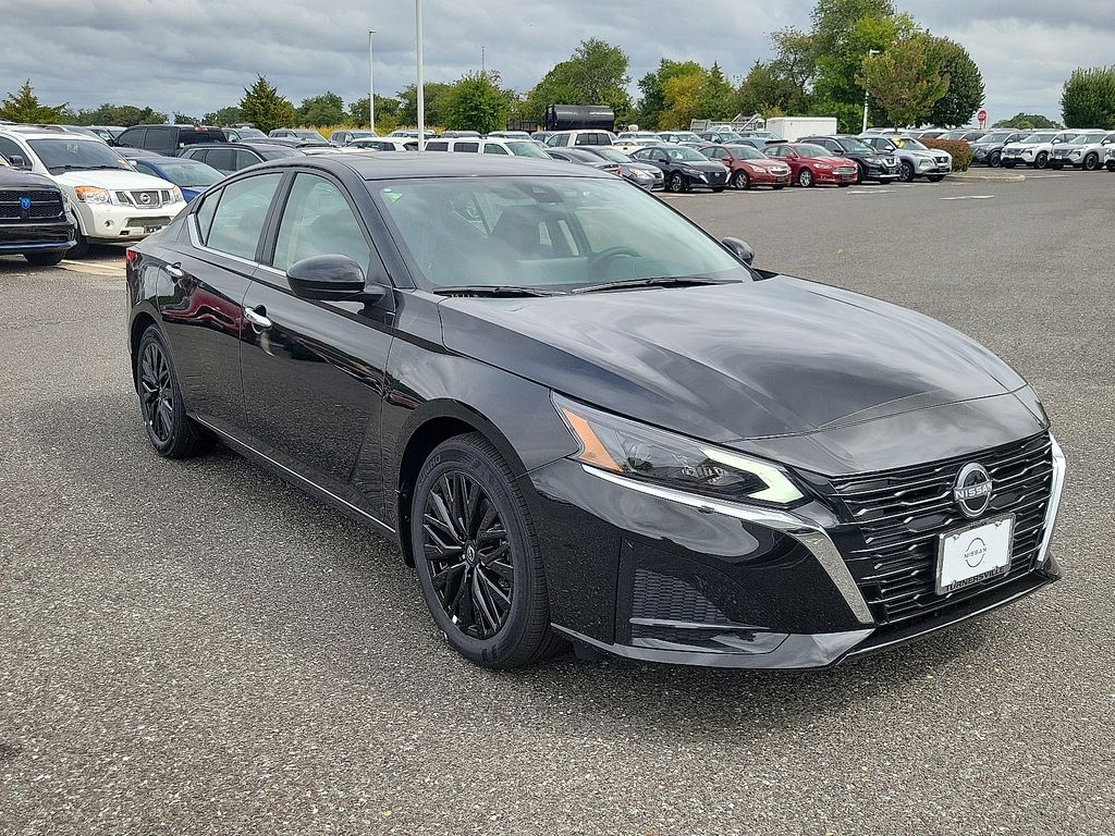 Thumbnail: 2025 Nissan Altima - 2