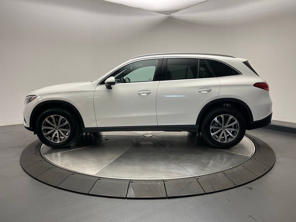 Thumbnail: 2026 Mercedes-Benz GLC - 4