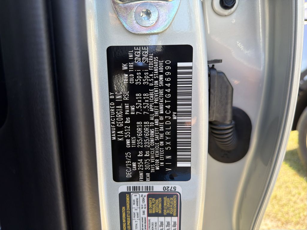 new 2026 Kia Sorento car, priced at $34,258