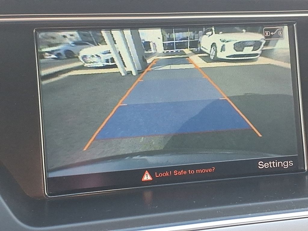 Thumbnail: 2014 Audi Allroad - 18