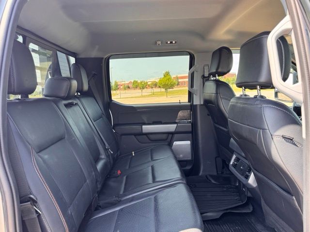 2024 Ford F-450 Chassis LARIAT
