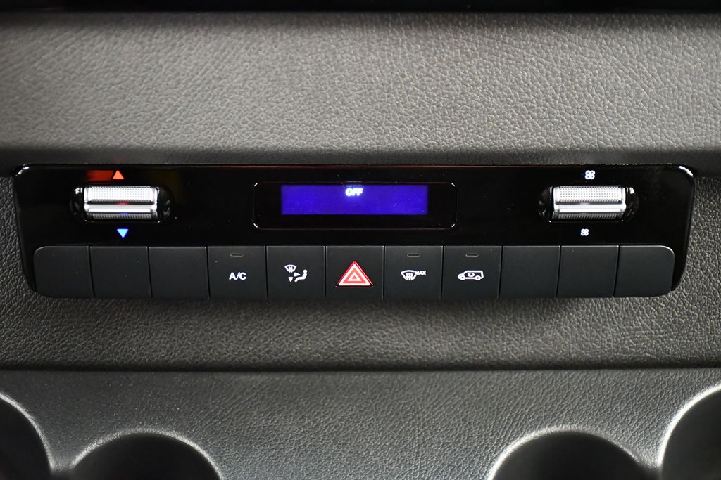 Thumbnail: 2026 Mercedes-Benz Sprinter - 18