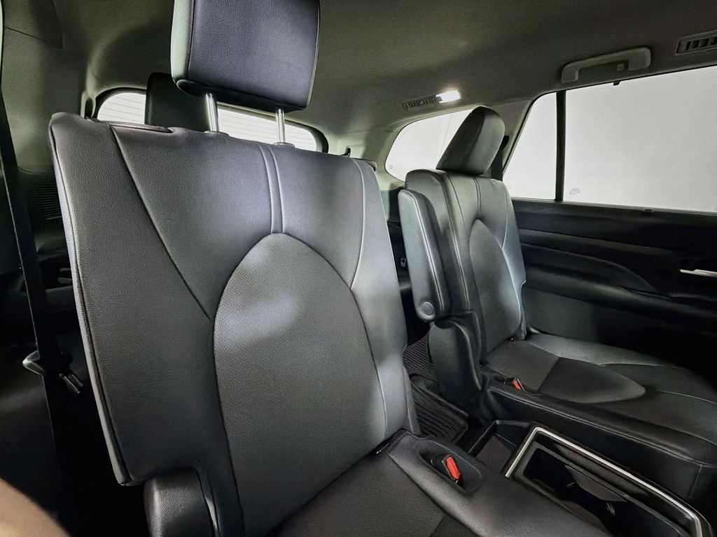 Used 2025 Toyota Grand Highlander SUV