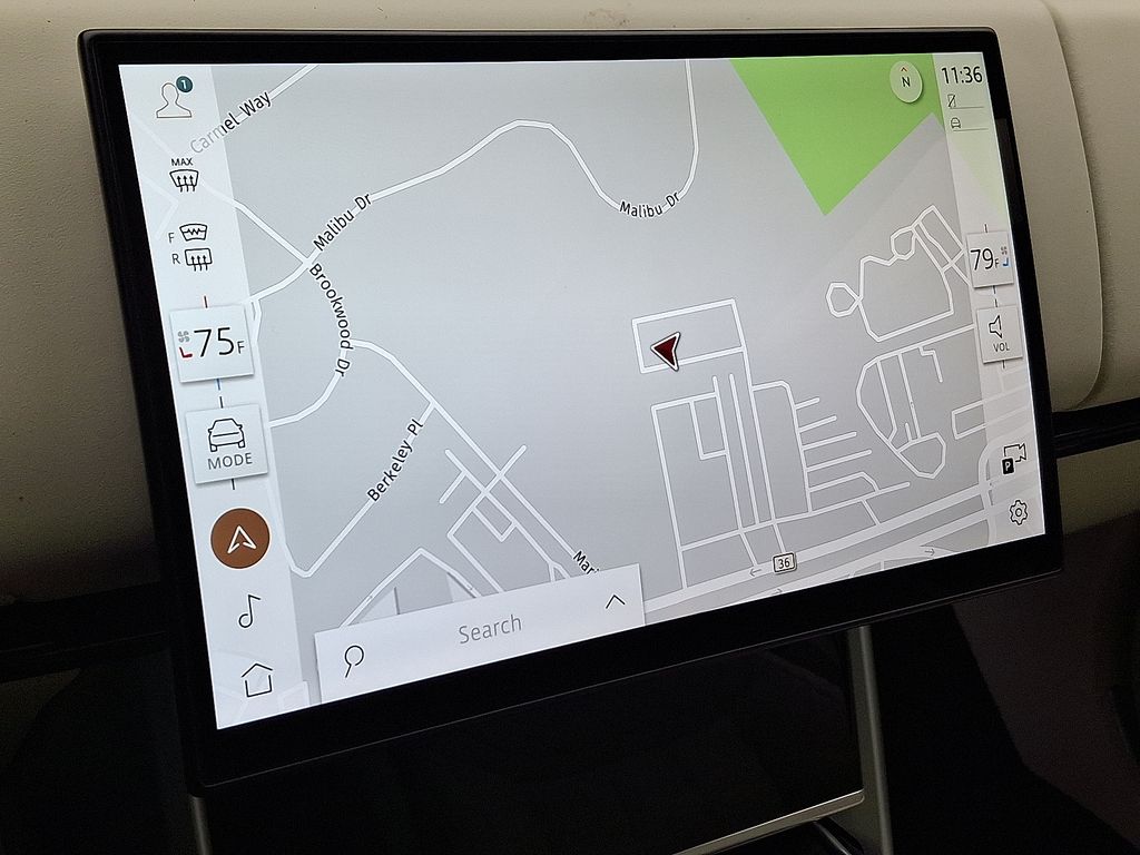 Thumbnail: 2026 Land Rover Range Rover - 15