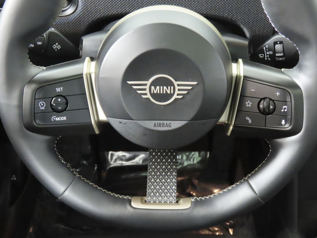 Thumbnail: 2025 MINI Cooper - 14