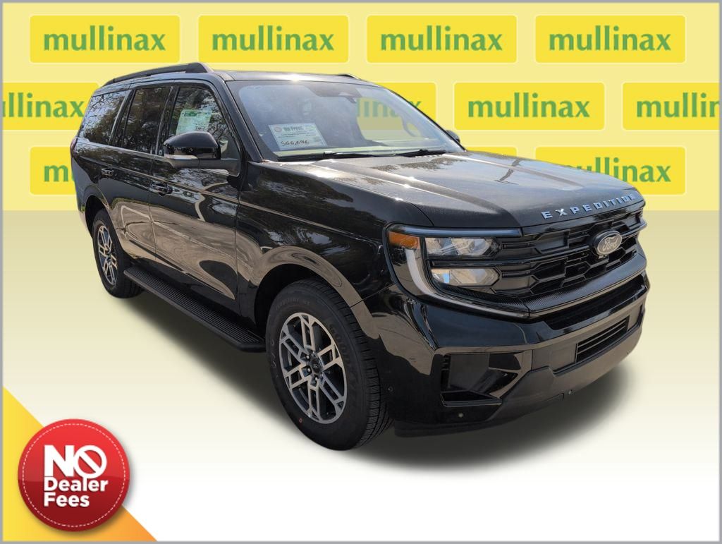 2025 Ford Expedition Active's photo