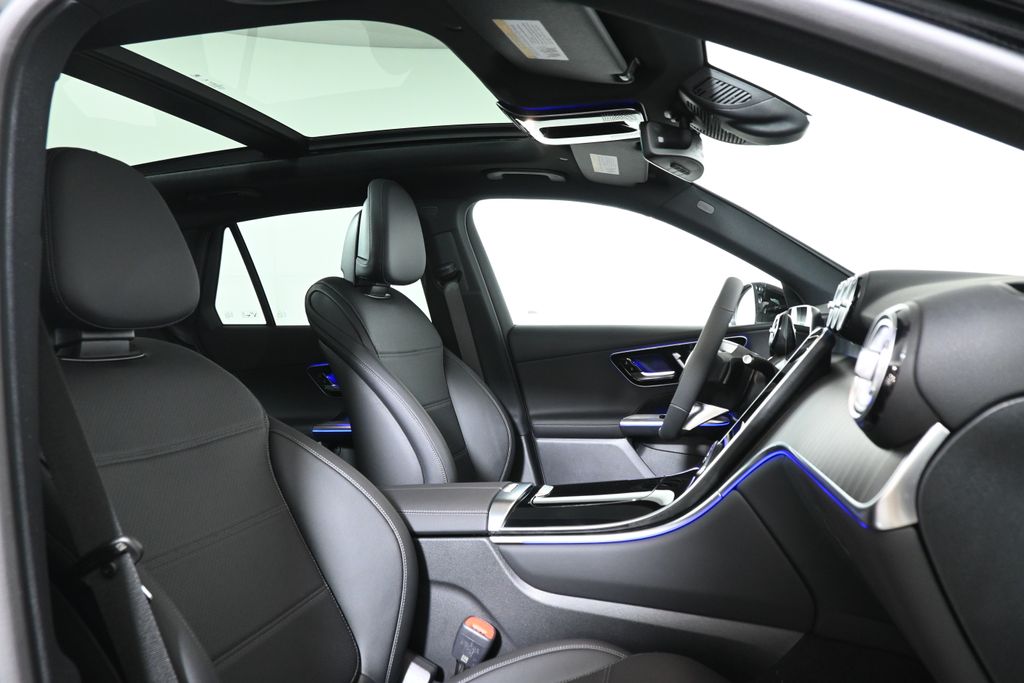 Thumbnail: 2026 Mercedes-Benz GLC - 21