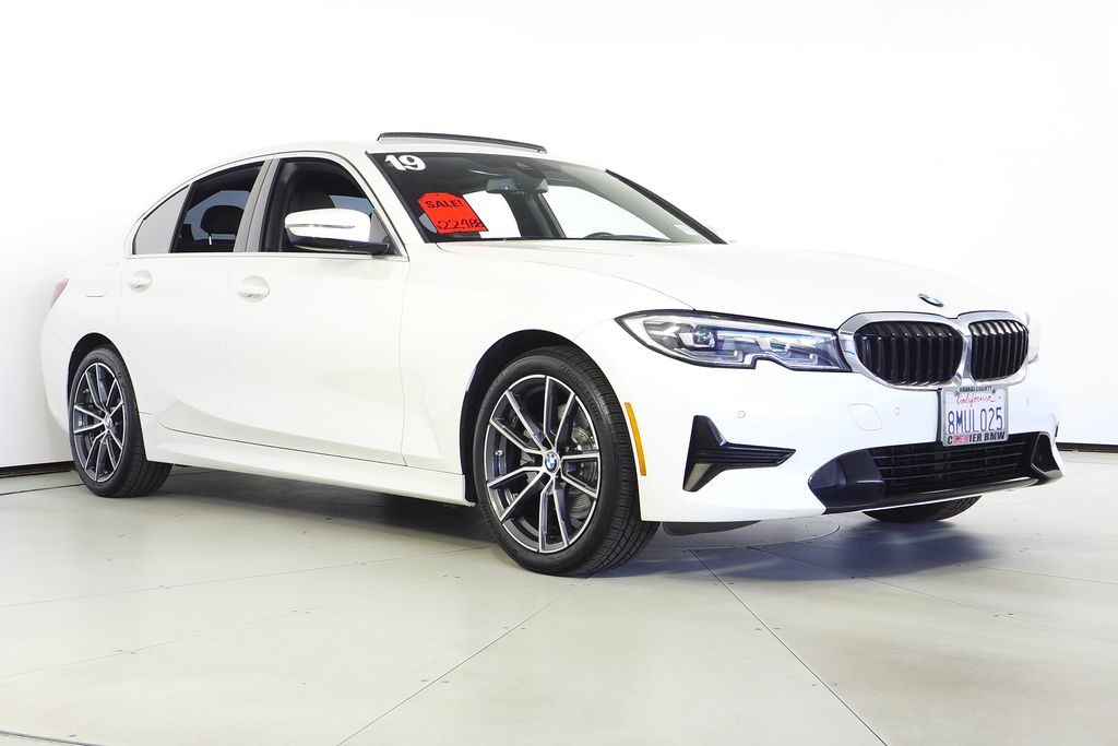 Thumbnail: 2019 BMW 3 Series - 4