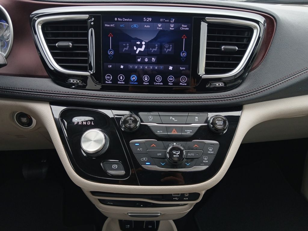 Used Car 2018 Chrysler Pacifica  Limited For Sale Under $15,000 In Austin, Texas