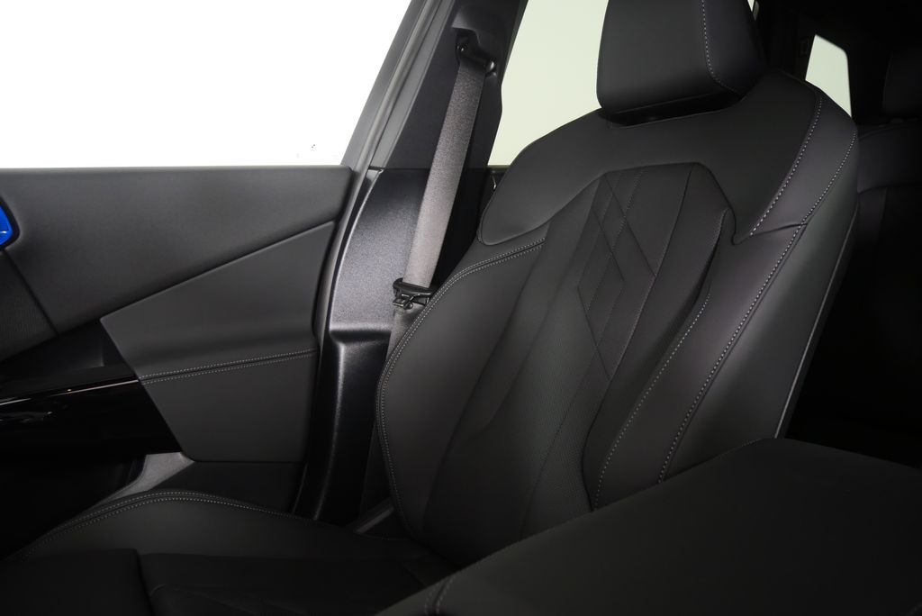 Thumbnail: 2026 BMW X3 - 23