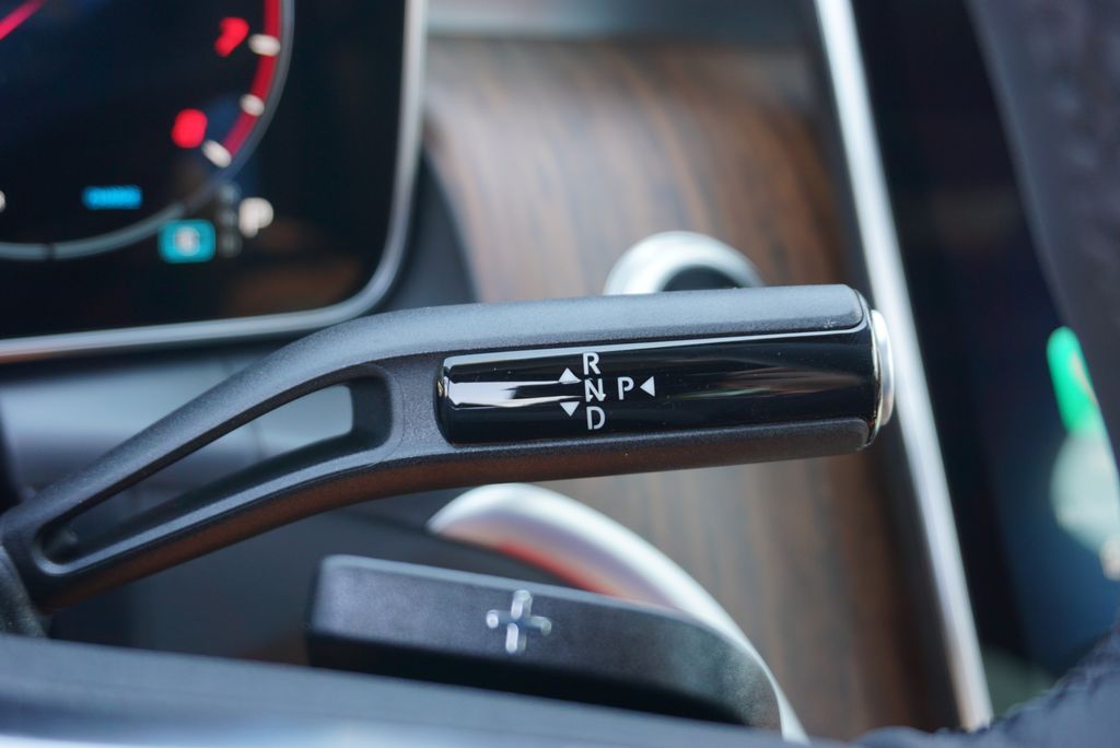 Thumbnail: 2026 Mercedes-Benz GLC - 17