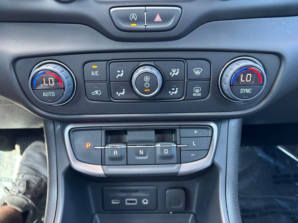 Used 2023 GMC Terrain SUV